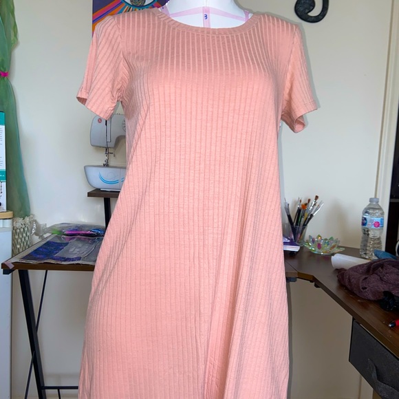 Forever 21 blush pink ribbed tshirt dress - Picture 1 of 2